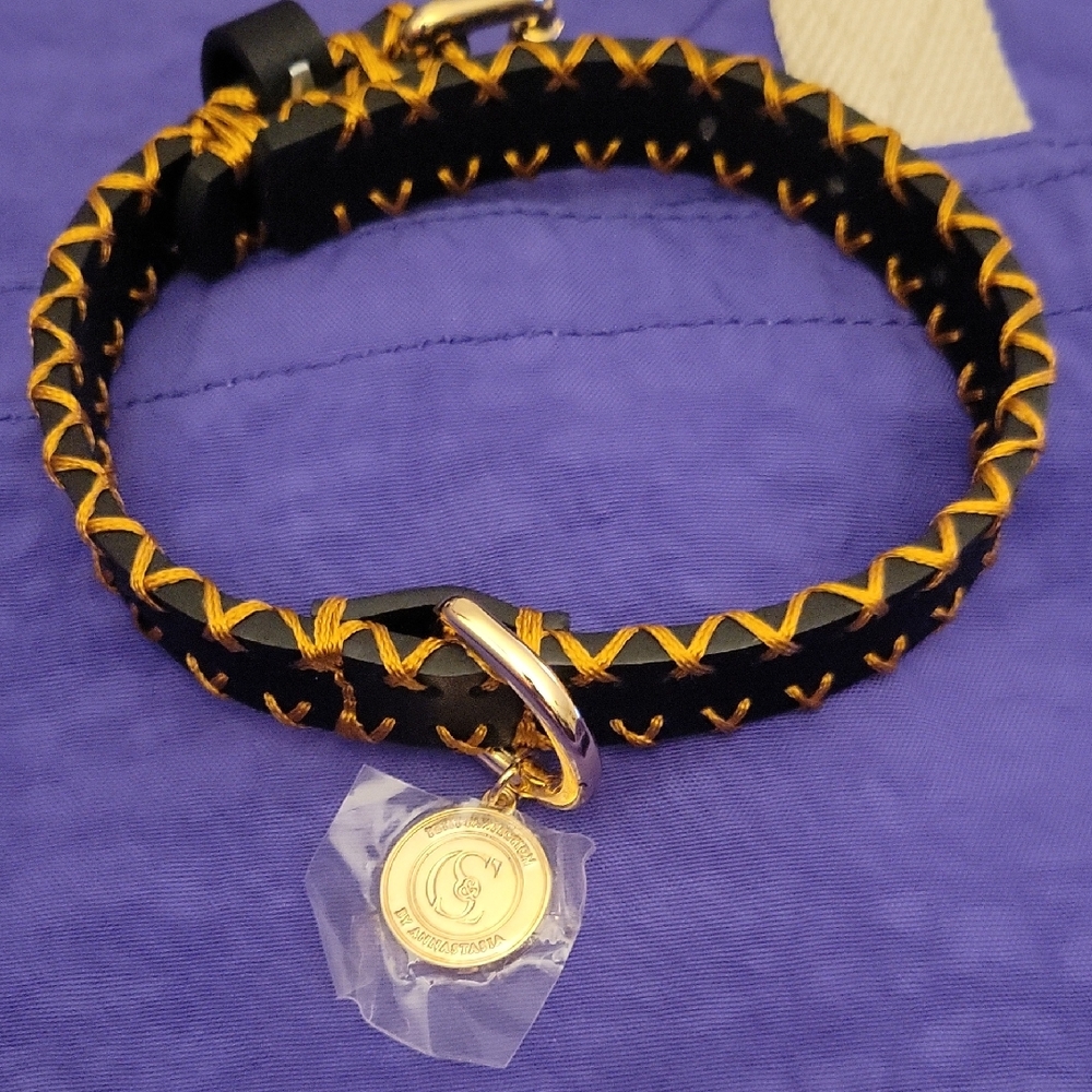 Black and Gold Dog Collar with Charm By Scotch & Co Fo Small Dogs.